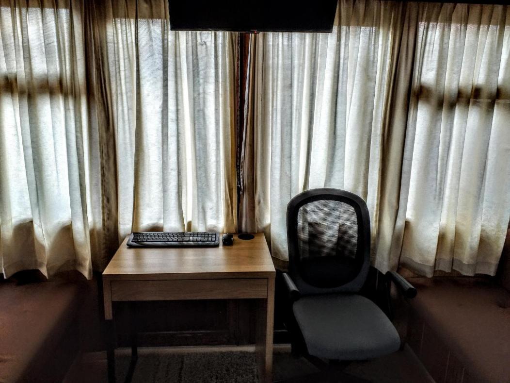 Two Rooms Rustic House - Self Check-In Βουκουρέστι Εξωτερικό φωτογραφία