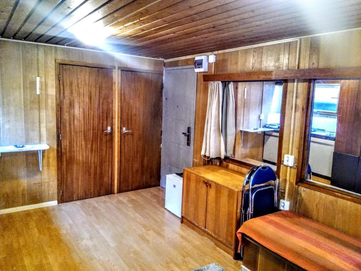 Two Rooms Rustic House - Self Check-In Βουκουρέστι Εξωτερικό φωτογραφία